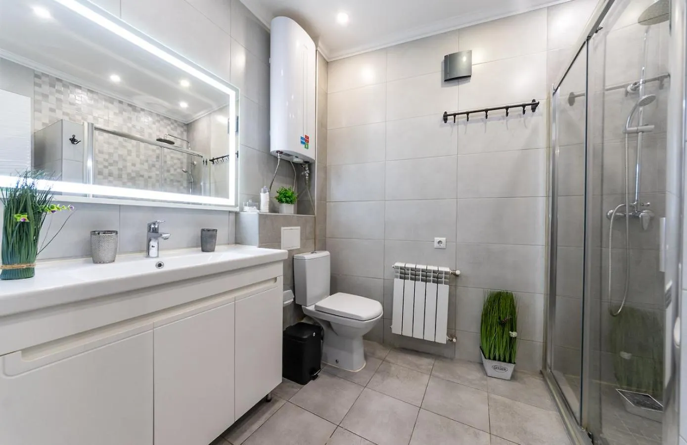 Ultra Lux 3 Rooms Apartment Near Arena City Kiev 0*,